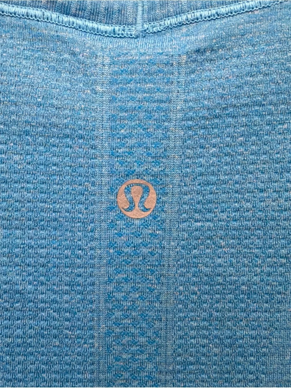 Women’s Sky Blue Lululemon V-Neck Short Sleeve Tee